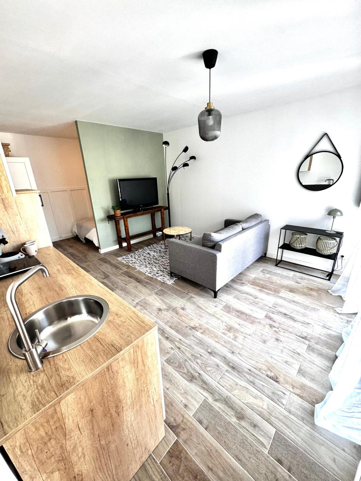 Apartment T2 Atypique Proche Du Centre-ville *